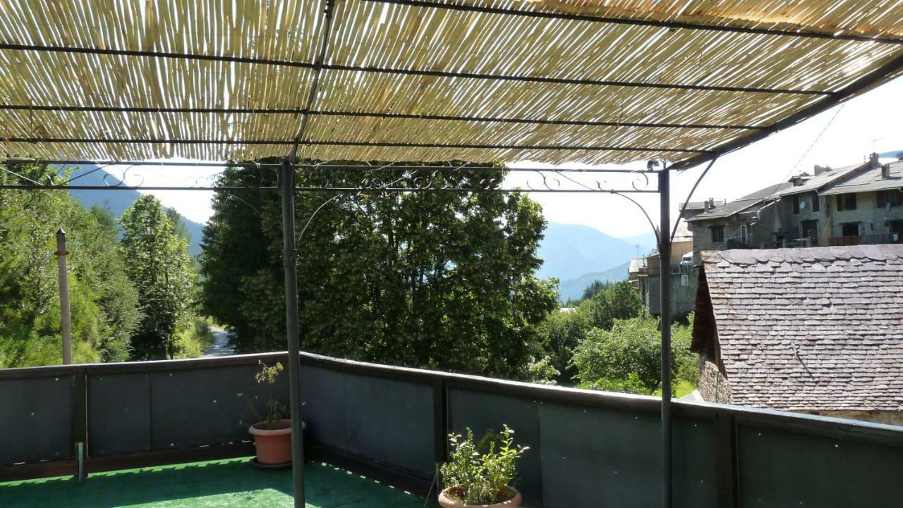 Chalet Le Bois Noir Valdeblore Exterior foto